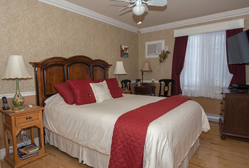 Au Nidaigle Bed and Breakfast Saint-Basile Exterior foto
